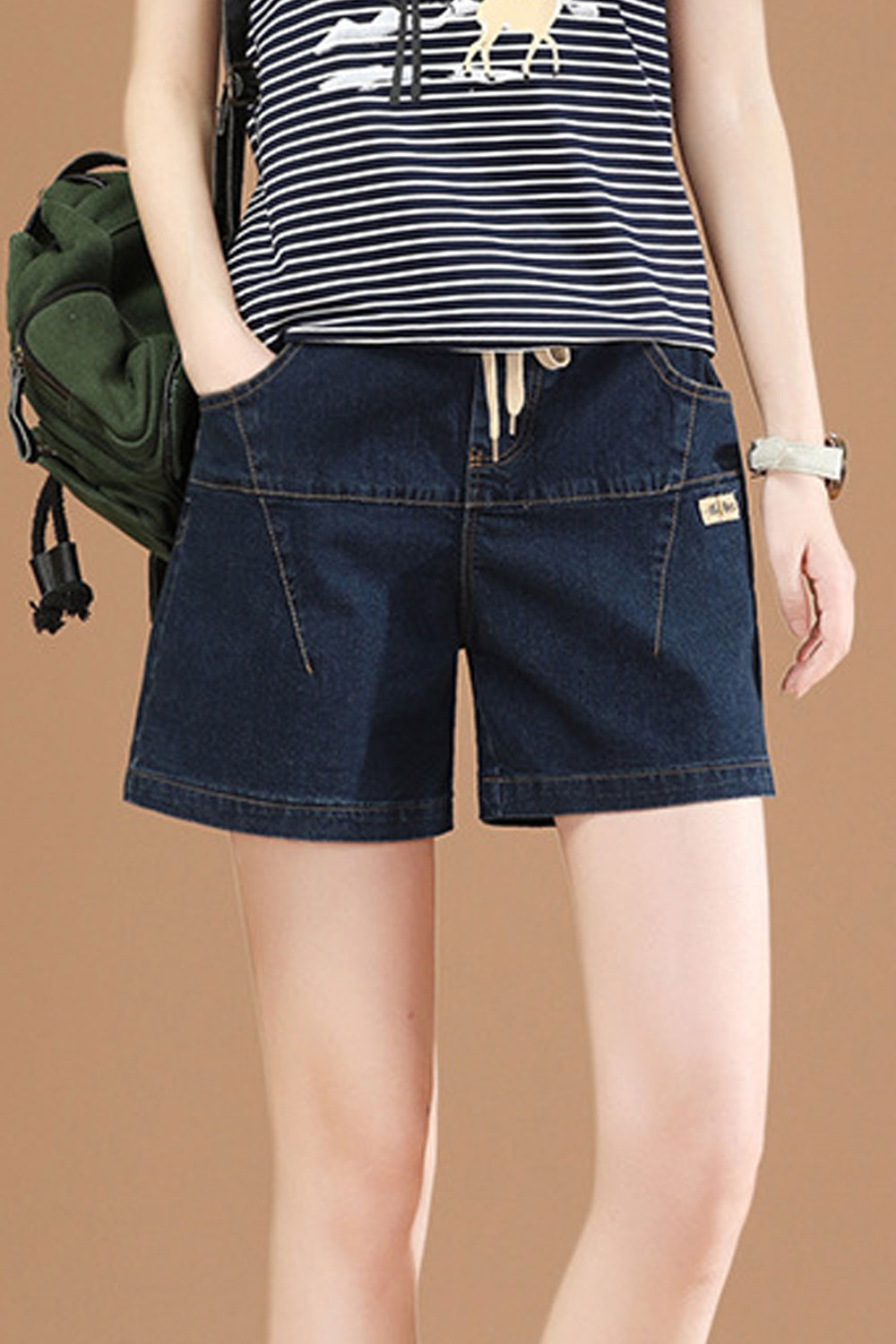 Women Superb Drawstring Elasticated Waist Modern Stitched Solid Pattern Summer Denim Short