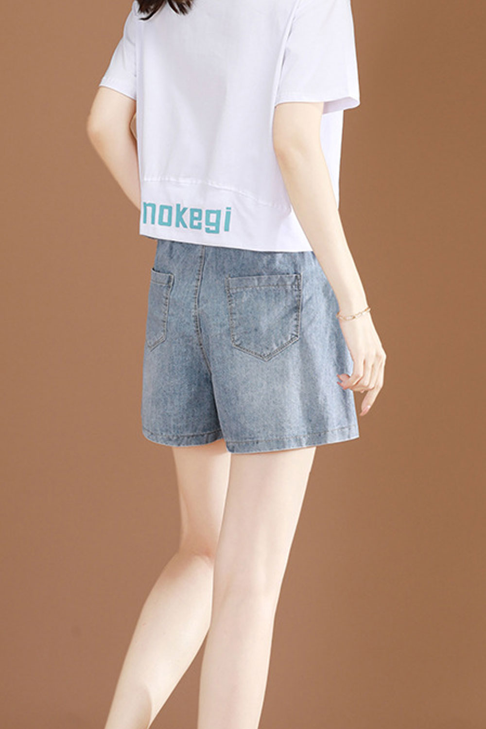 Women Relaxing Elasticated Waist Flap Pockets Solid Pattern Thin Summer Denim Short