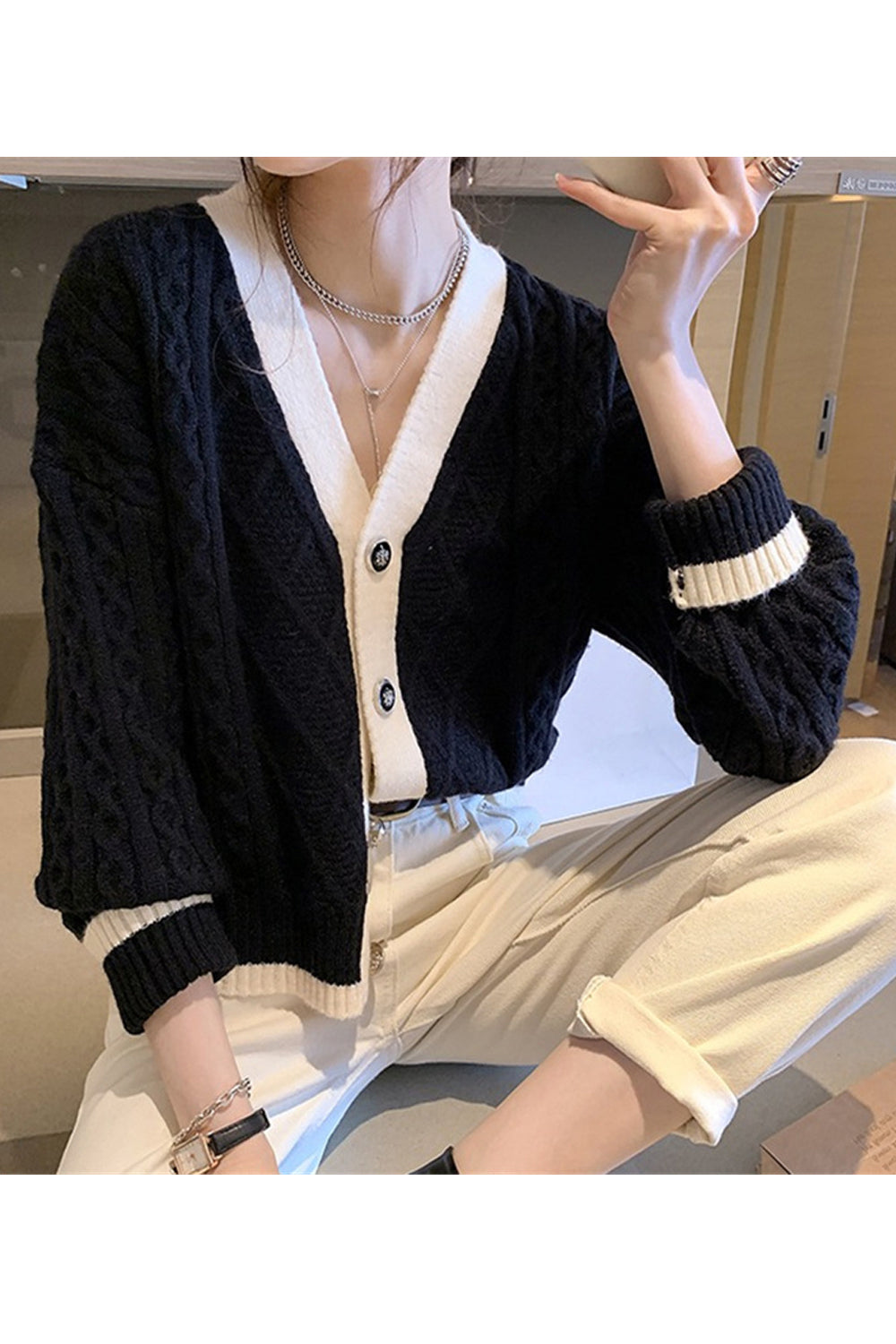 Women Knitted Long Sleeve Classy Solid Colored Winter Fashion Button Closure Cardigan