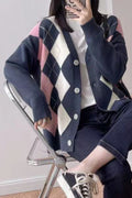 Women Awesome Diamond Pattern Thick & Reliable Long Sleeve Button Closure Knitted Cardigan