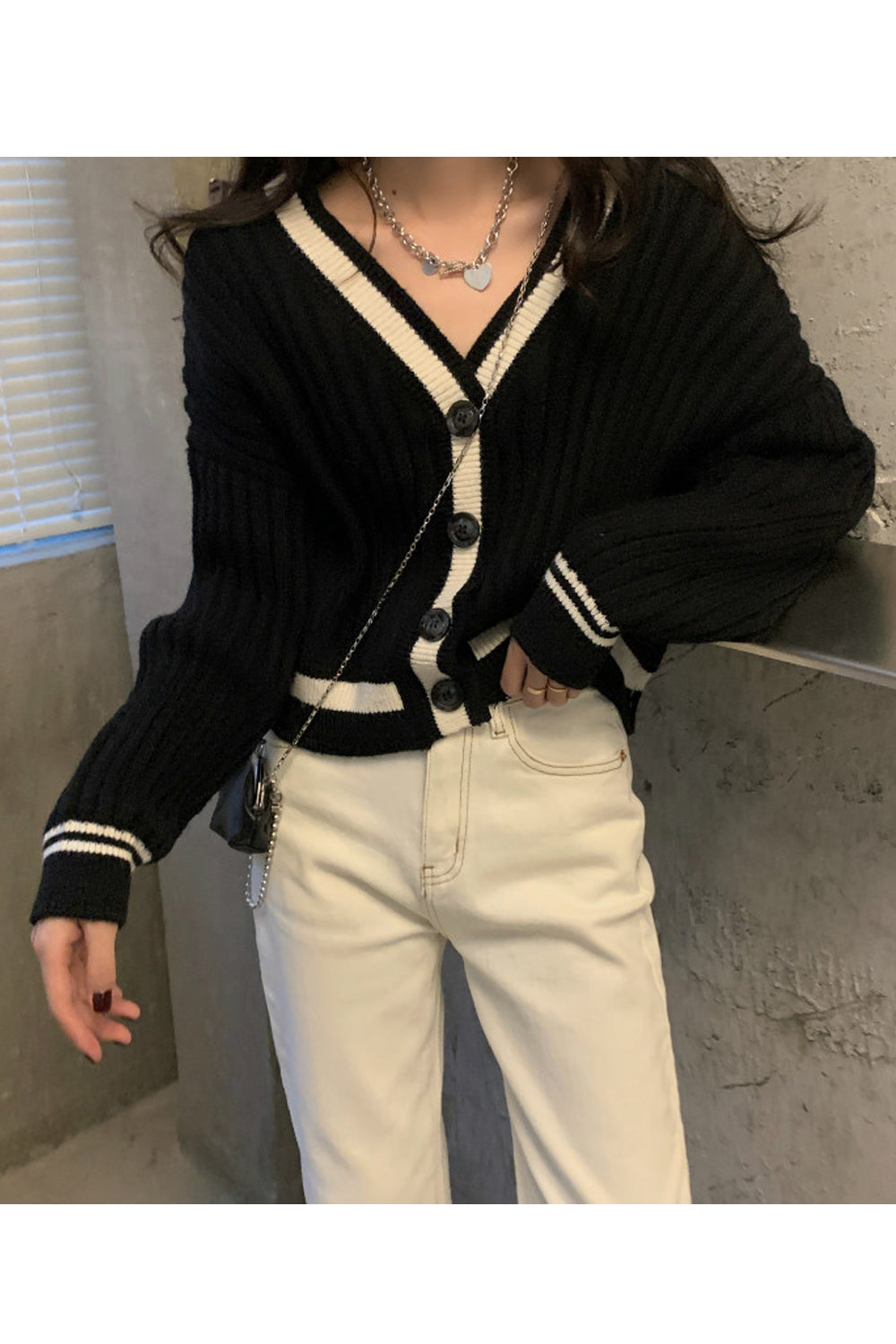 Women Relax Fit & Warm Long Sleeve Superb Solid Colored Deep V-Neck Winter Cardigan