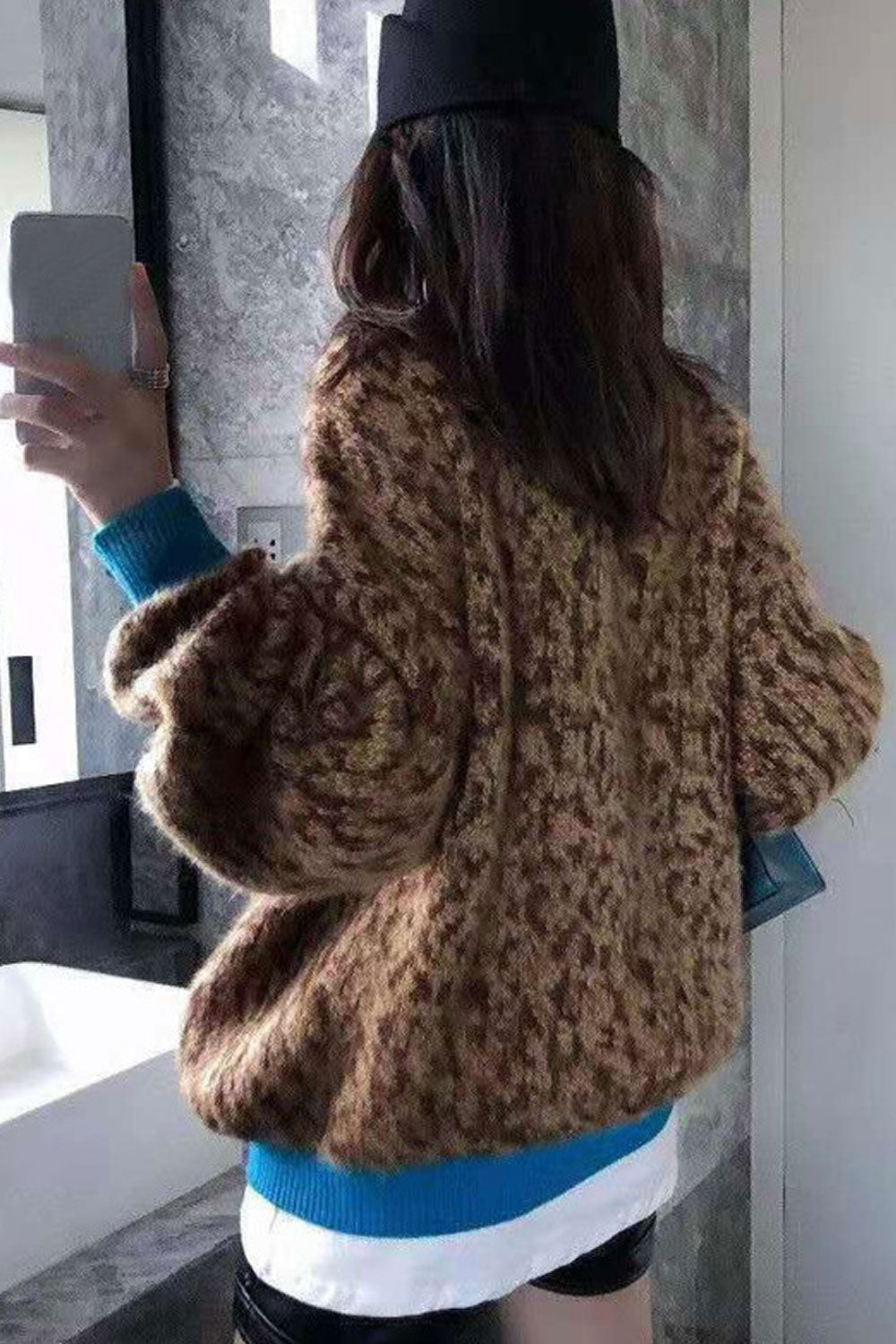 Women Winter Warm Long Sleeve Comfortable Round Neck Fantastic Leopard Pattern Weekend Sweater