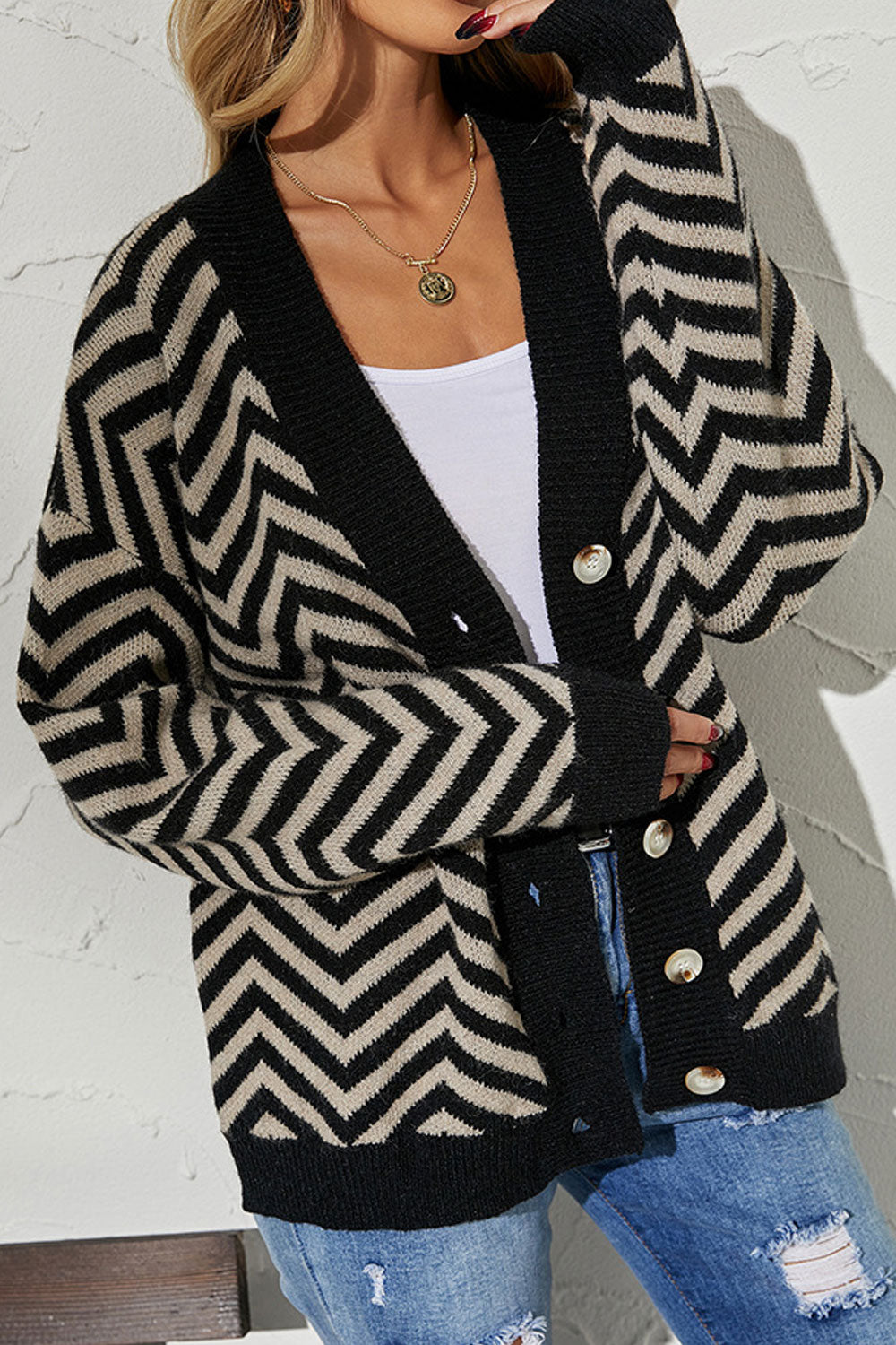 Women Tremendous Printed Pattern Warm & Thick Long Sleeve Easy Button Closure Casual Sweater