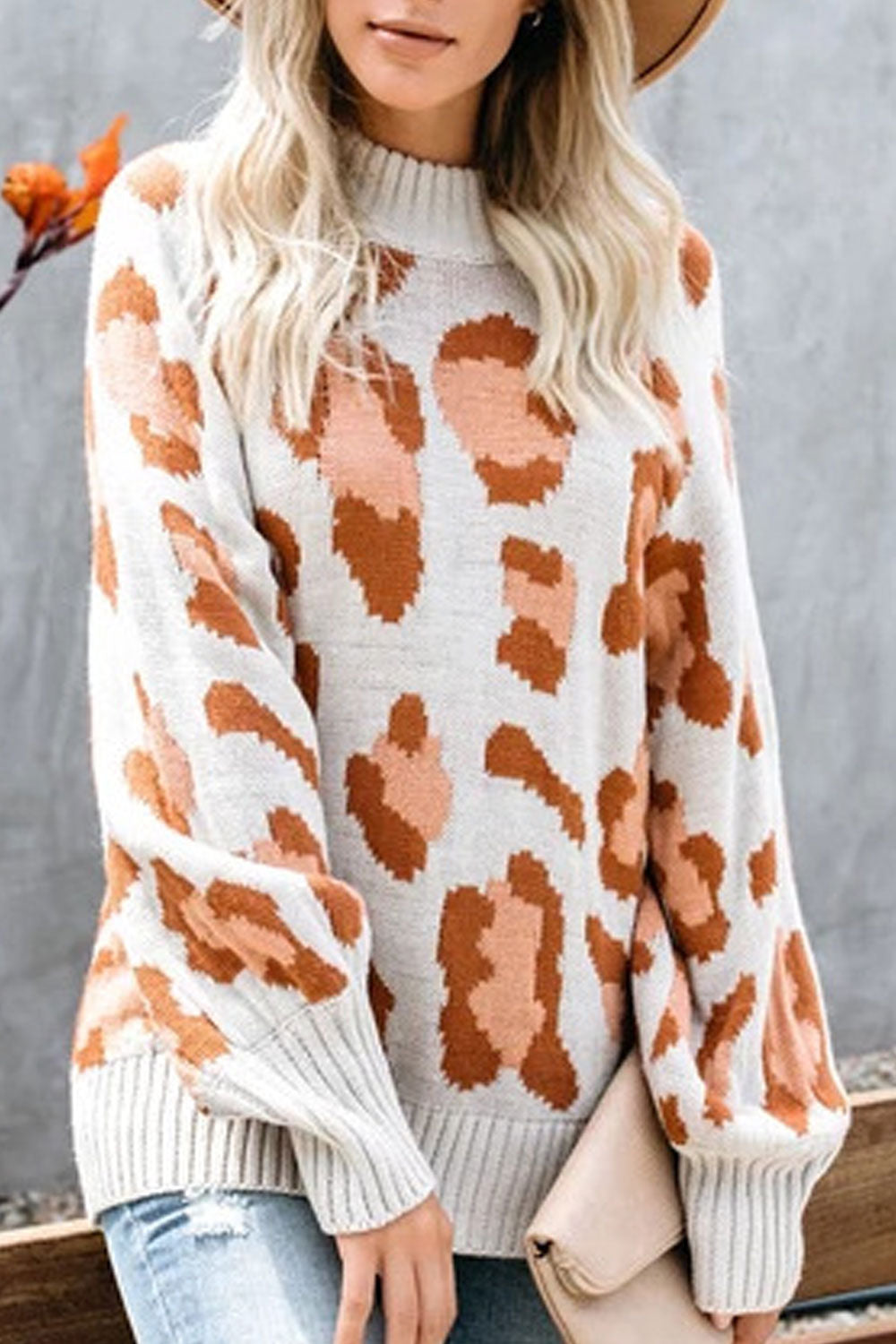 Women Outstanding Leopard Pattern Relaxed Fit & Warm Long Sleeve Winter Pullover Sweater