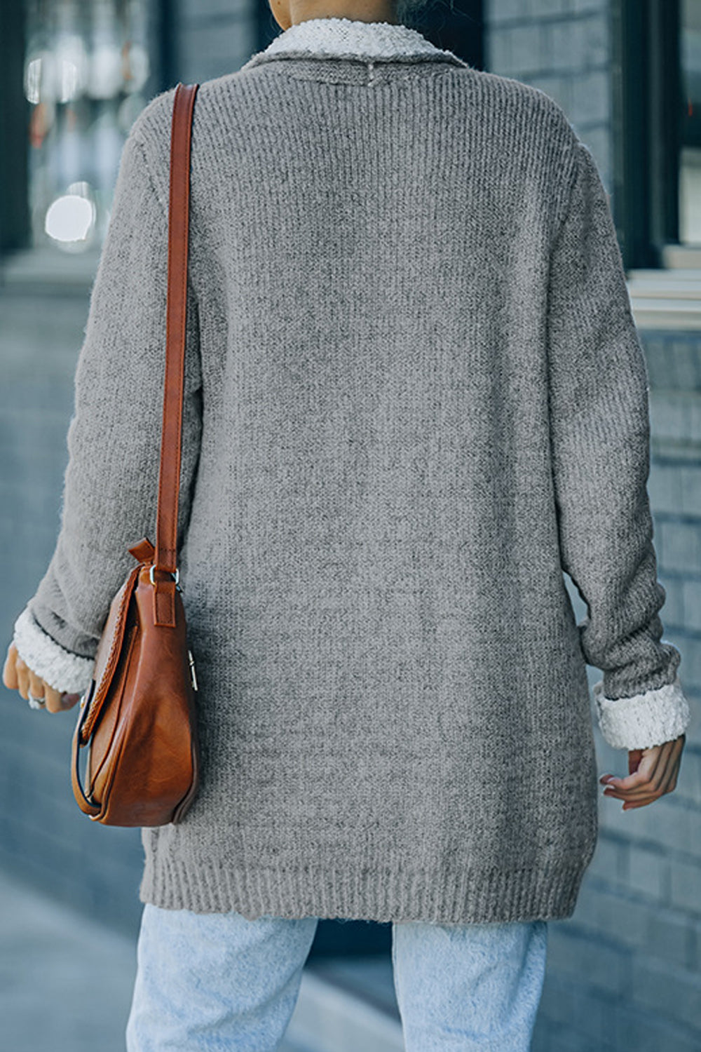 Women Restful Warm & Thick Material Front Pockets Long Sleeve Winter Fashion Cardigan