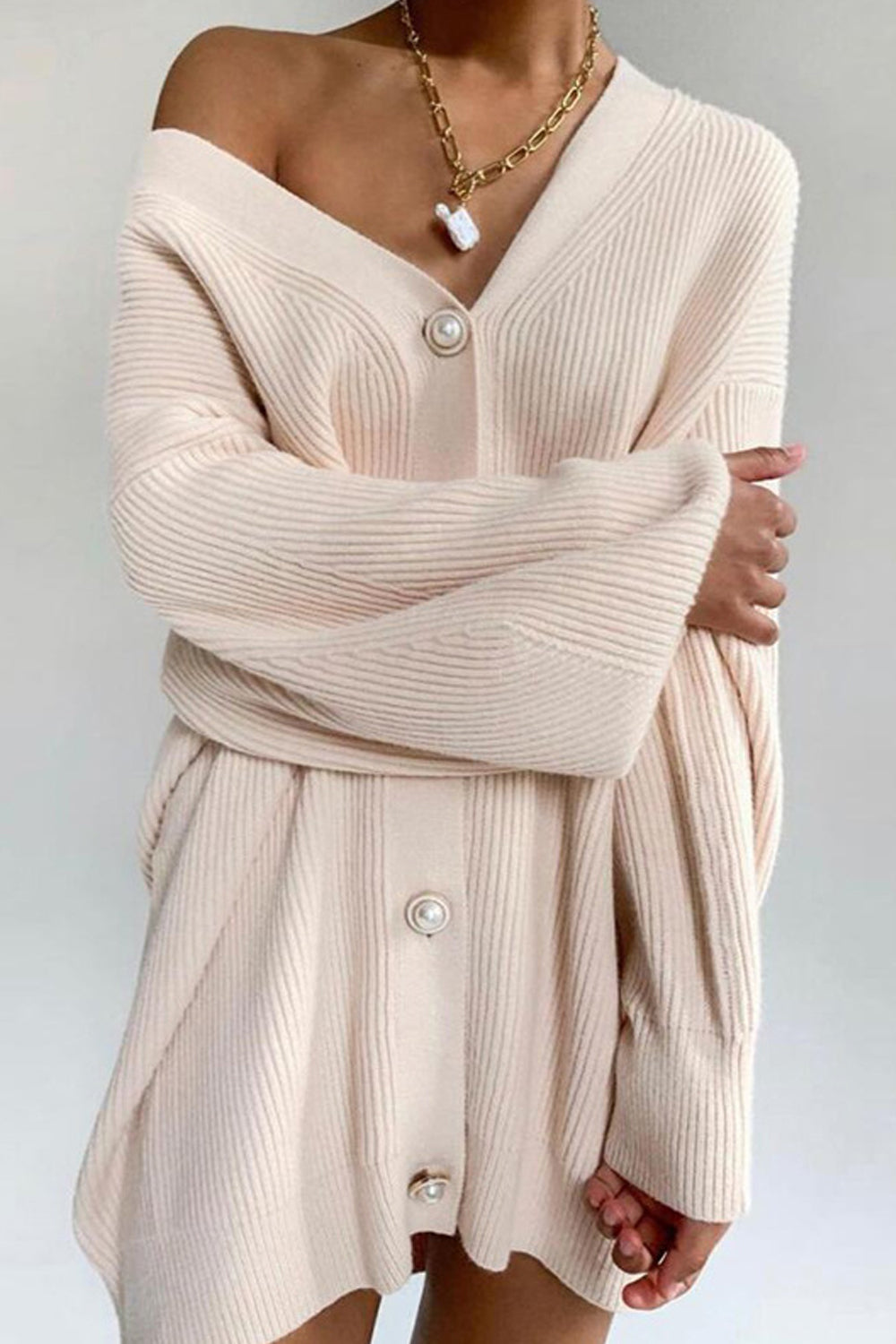 Women Fabulous Bishop Sleeves Button Closure V-Neck Loose Fit Knitted Warm Cardigan
