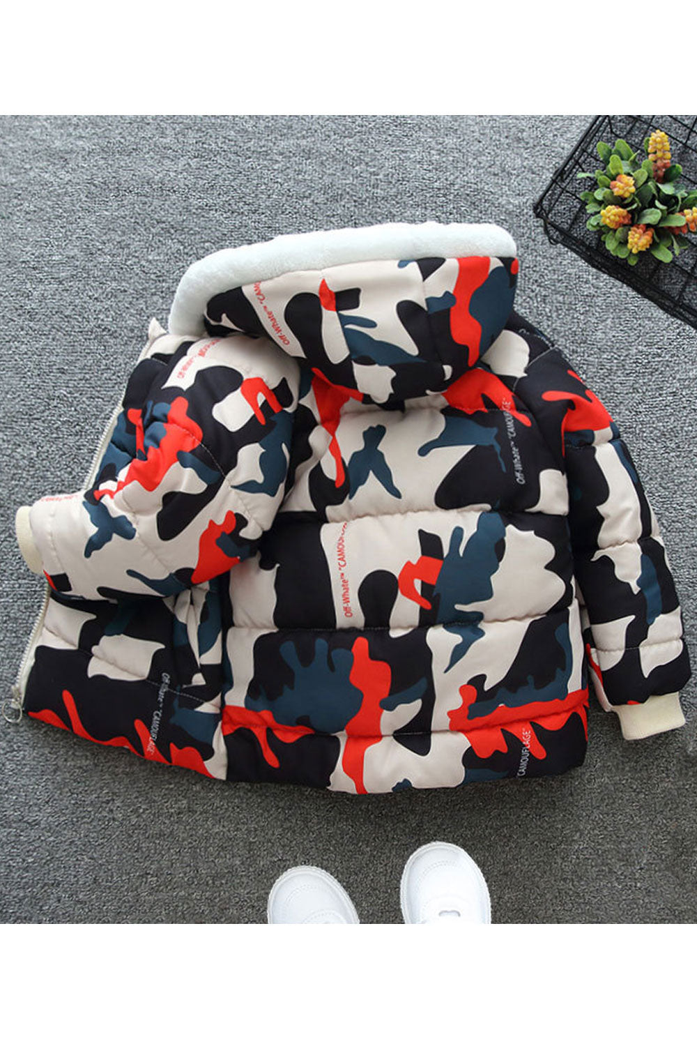 Kids Boys Elegant Camouflage Printed Useful Side Pockets Zip Closure Warm Padded Jacket