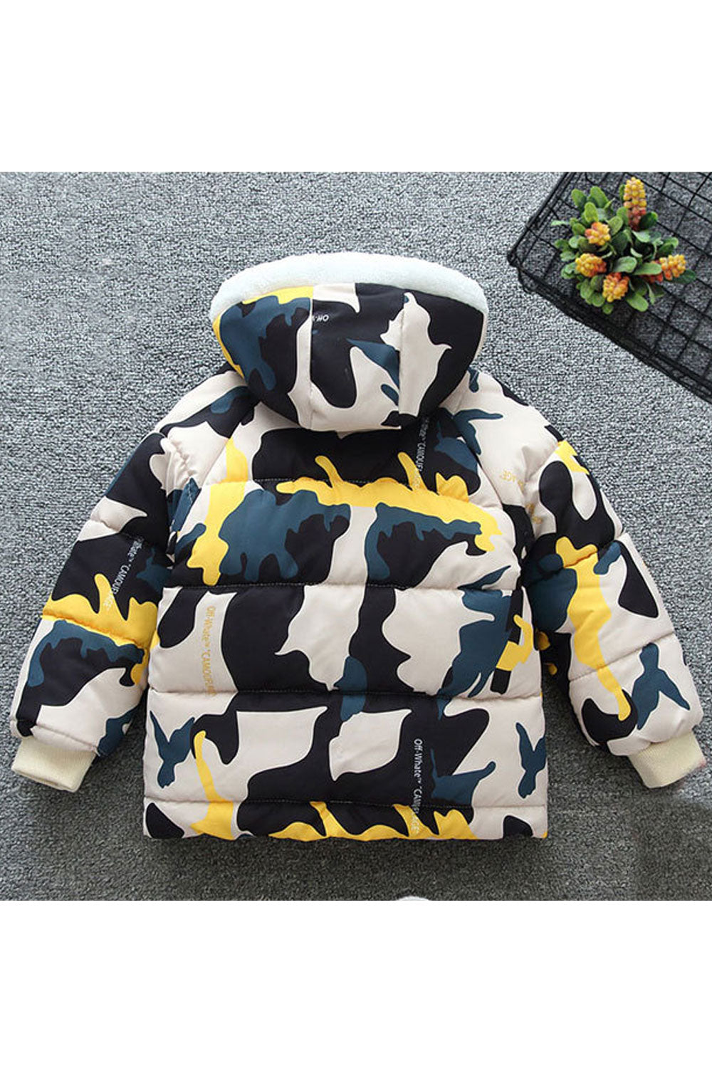 Kids Boys Elegant Camouflage Printed Useful Side Pockets Zip Closure Warm Padded Jacket