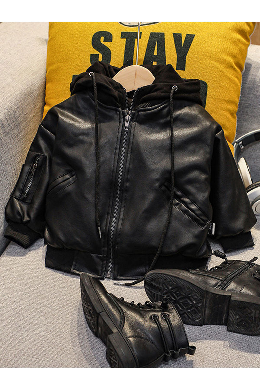 Kids Boys Fashionic Zip Closure Solid Pattern Ribbed Cuff Leather Jacket