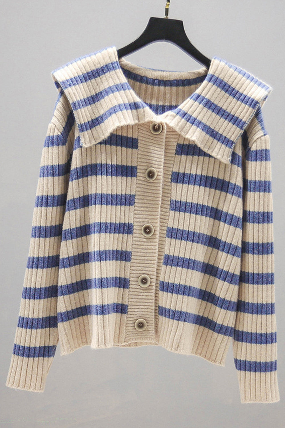 Women Elegant Doll Collar Button Closure Nice Stripe Pattern Knitted Warm Winter Cardigan