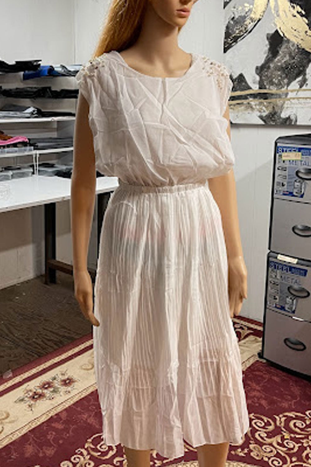 Women Cup Sleeves Loose Waist Pleats Design Waist Dress