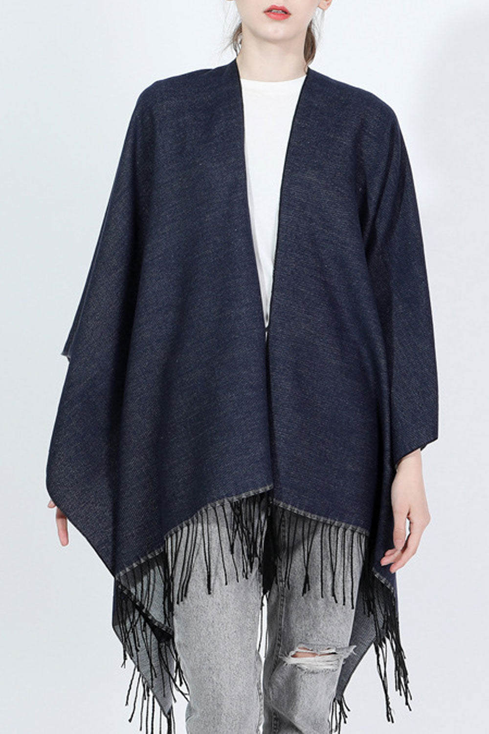 Women Relaxful Thick & Warm Fabric Constructed Elegant Tassel Winter Shawl
