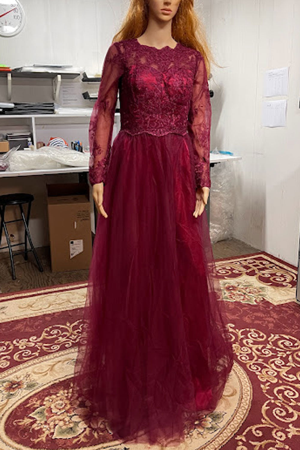Women Spledid Lace Decorated Transparent Net Sleeve Round Neck Fabulous Floor Length Party Evening Dress