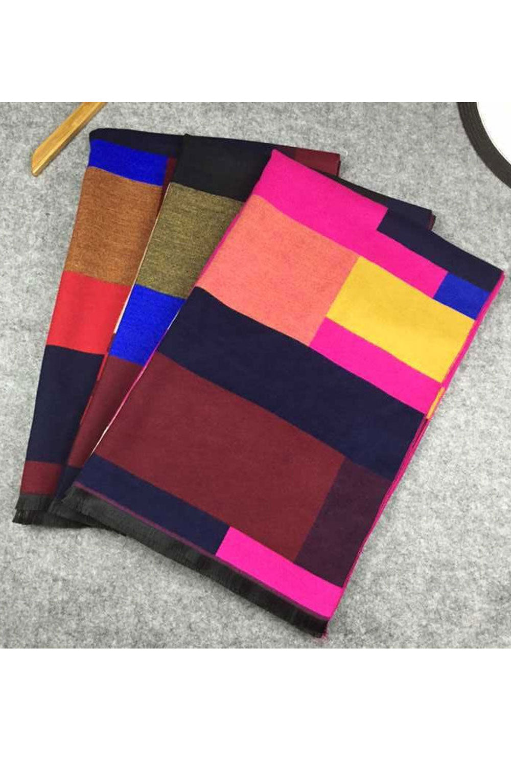 Women Fashion Contrast Color Winter Warm Thick Shawl