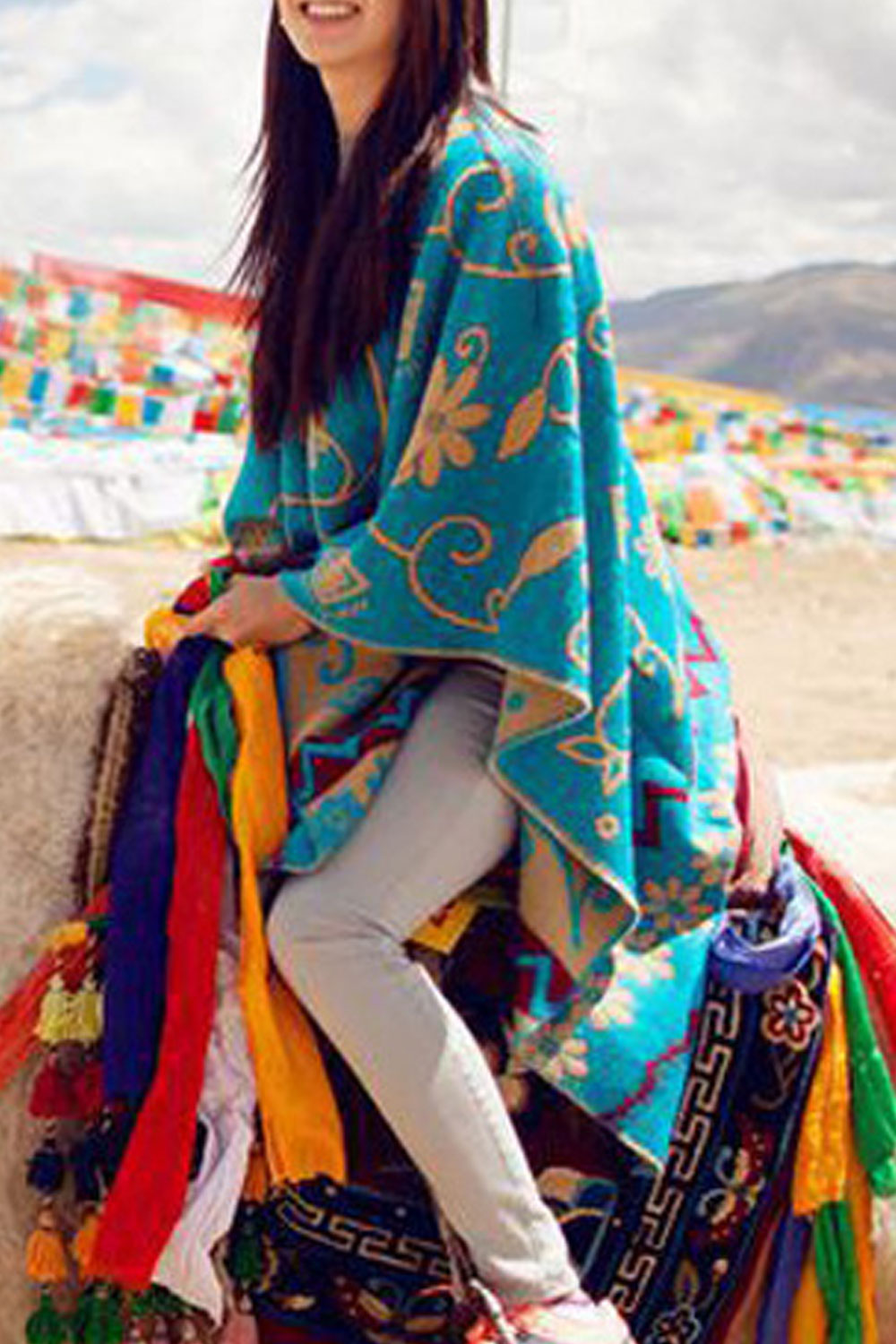 Women Beautiful Flower Tassel Decorated Warm Shawl