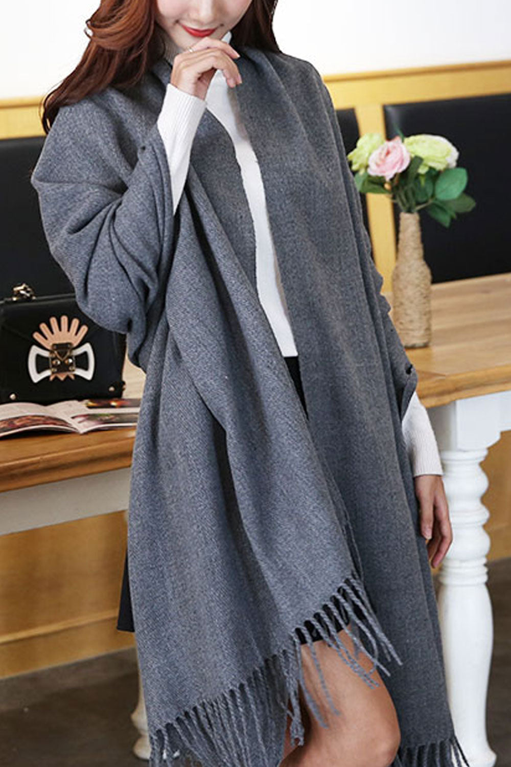 Women Solid Color Tassel Decorated Warm & Thick Shawl