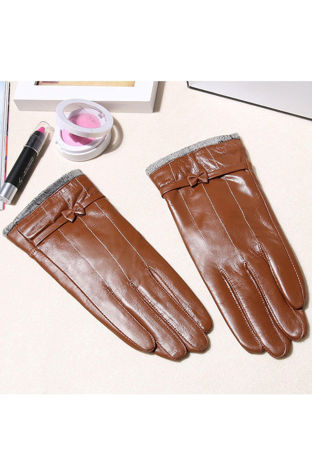 Women Solid Colored Breathable Warm Leather Gloves