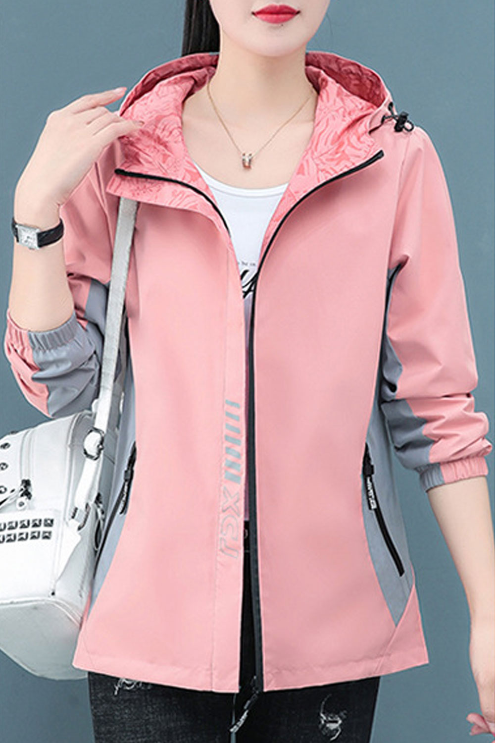 Women Soft Hooded Neck & Slash zippered pocket Winter Casual Jacket