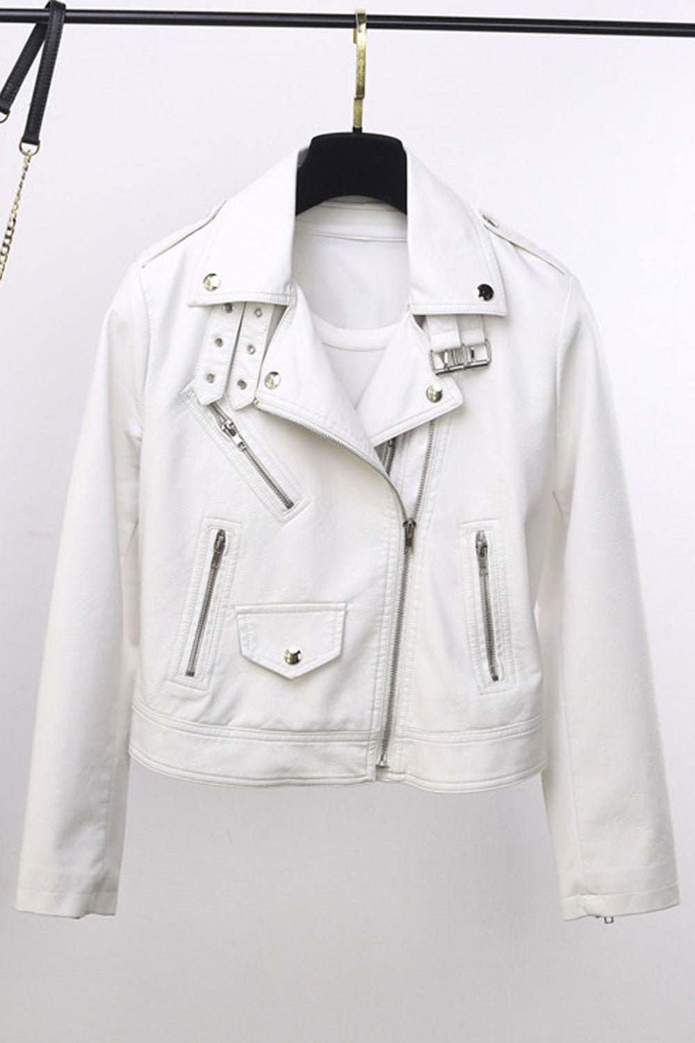 Women Latest Style Lapel Collar Neck Zippered Cuff & Moveable Front Fastener Fashioned Warm Winter Leather Jacket
