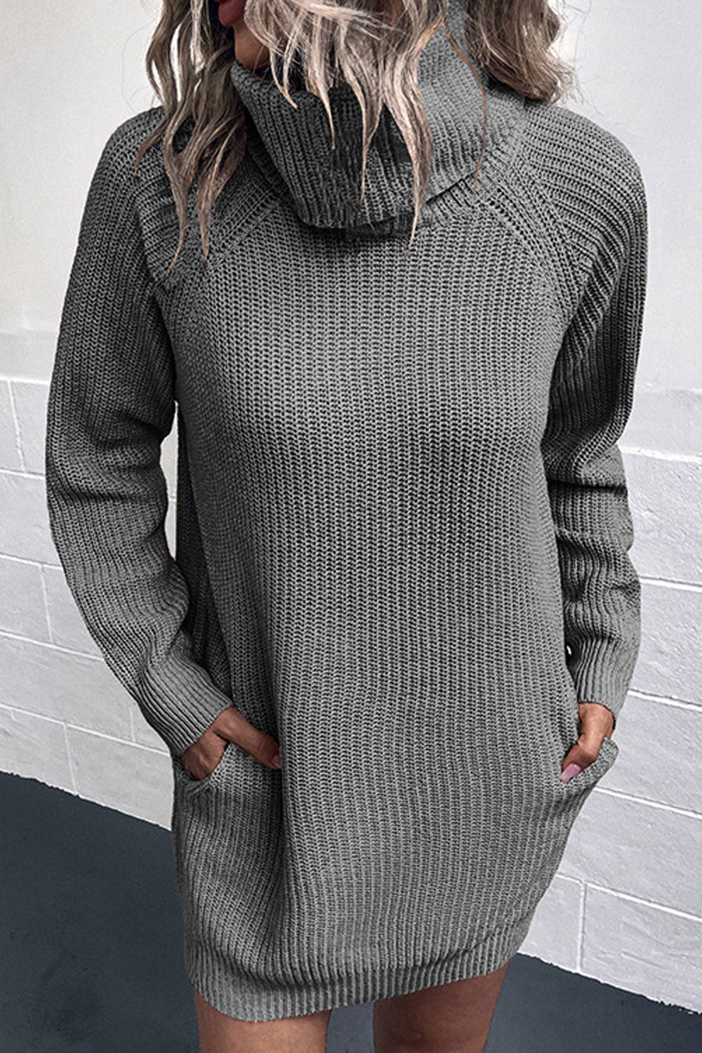Women Comfortable Turtleneck Mid-Length Side Pockets Relaxful Knitted Winter Sweater