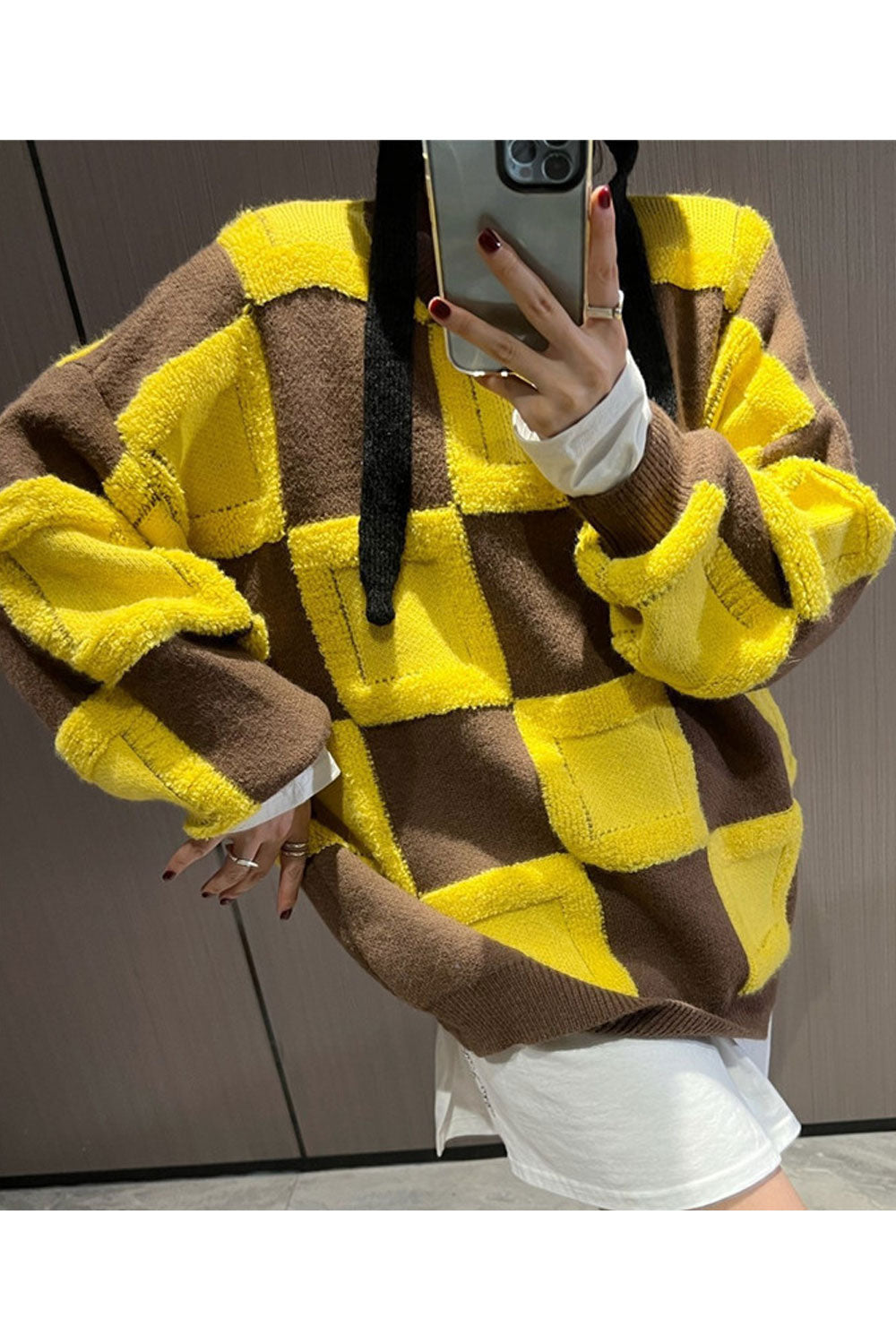 Women Specially Design Plaid Pattern Round Neck Long Sleeve Comfy Knitted Warm Winter Sweater