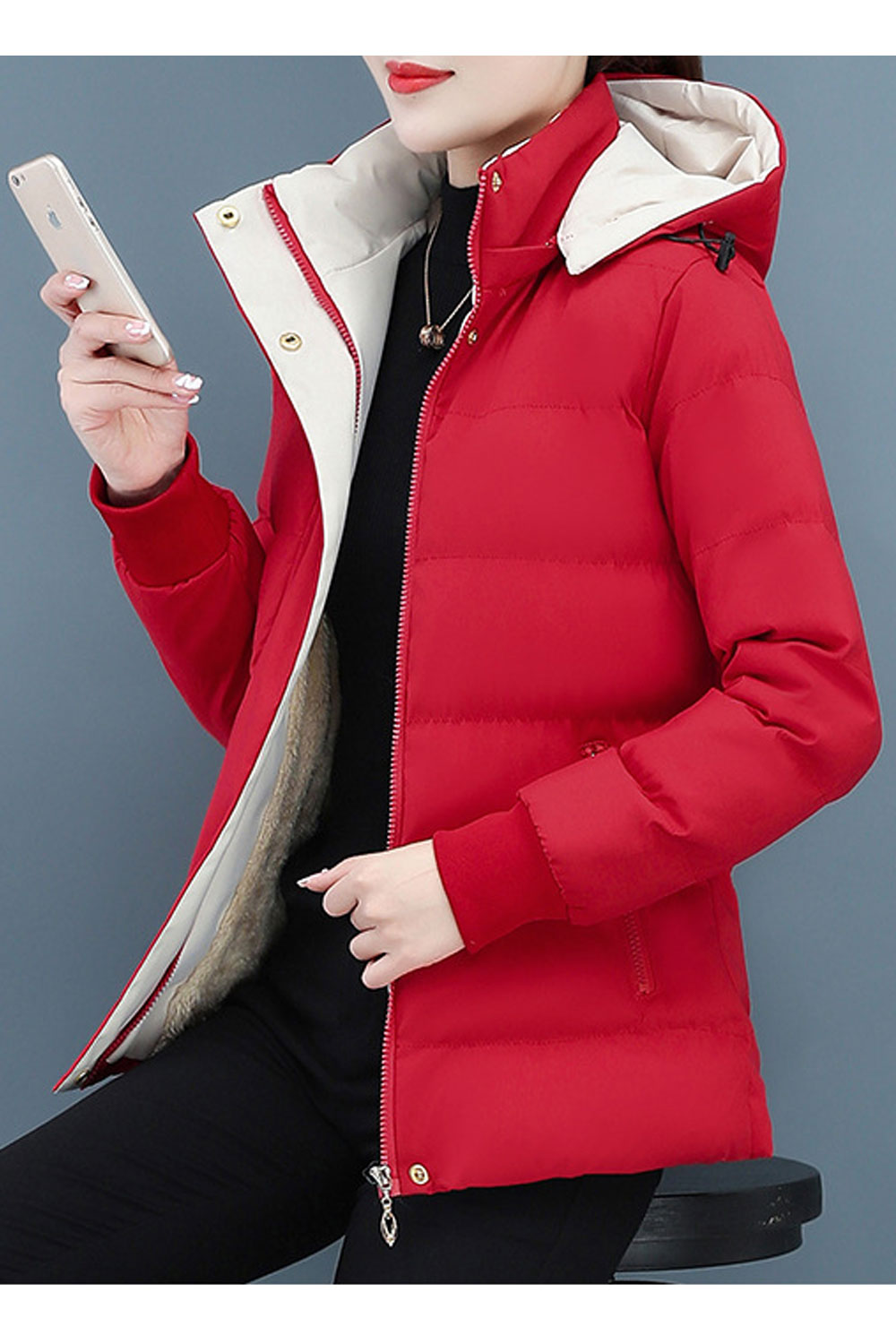 Women Excruciating Hooded Neck Knitted Ribbed Cuff Side Zip Pocket & Easy Front Zip Fastener Soft Winter Padded Jacket