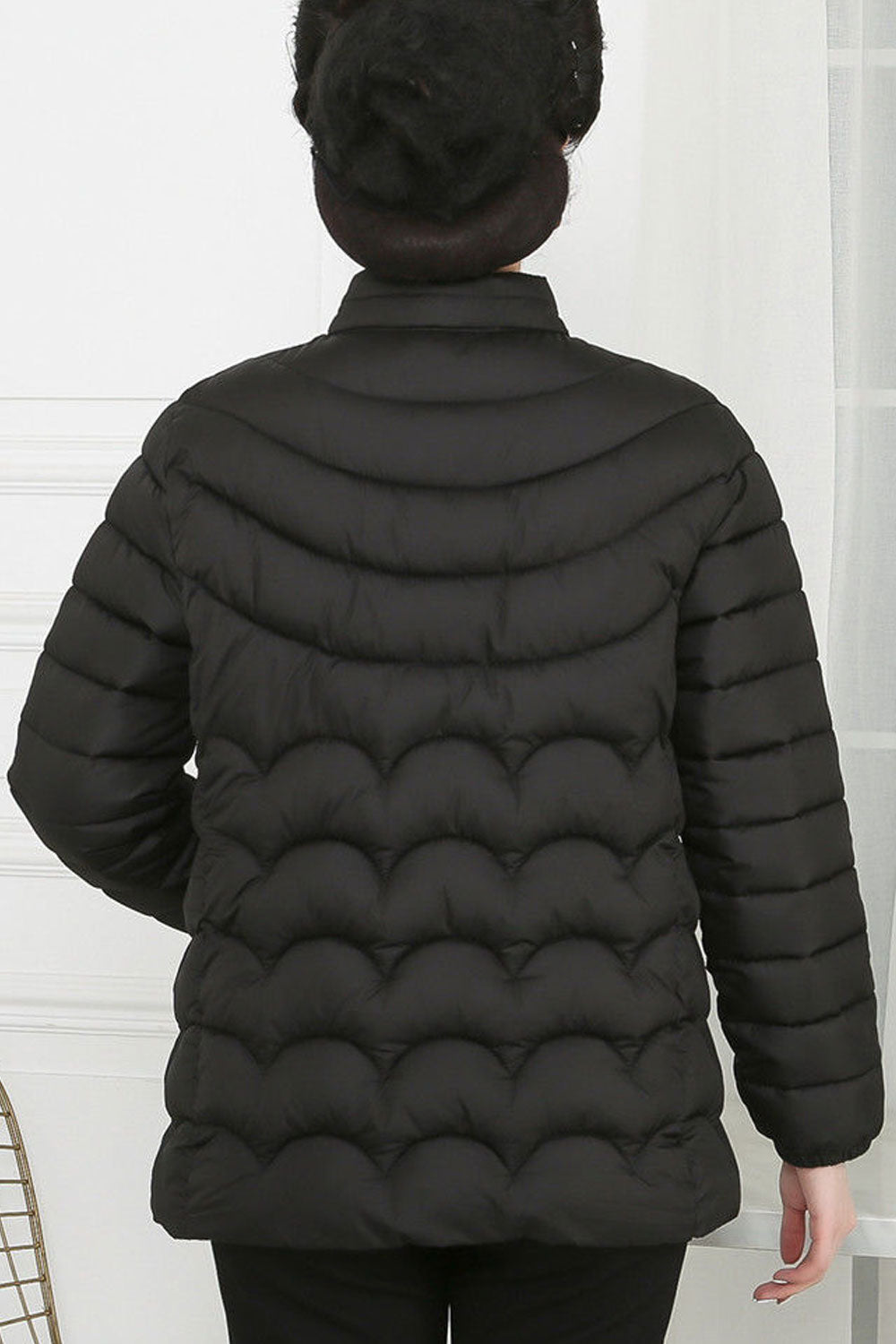 Women Lavender Stand Up Collar Neck Stretchable Cuff Side Slash Pocket & Front Easy Zip Fastener Cozy Winter Padded Jacket