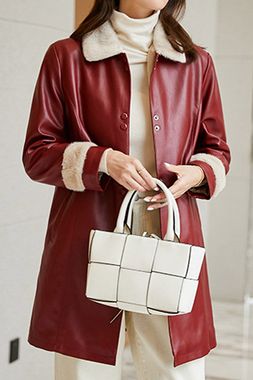 Women Charming Collar Neck Slash pocket & Easy Buttoned Fastener Fluffy Winter Leather Jacket