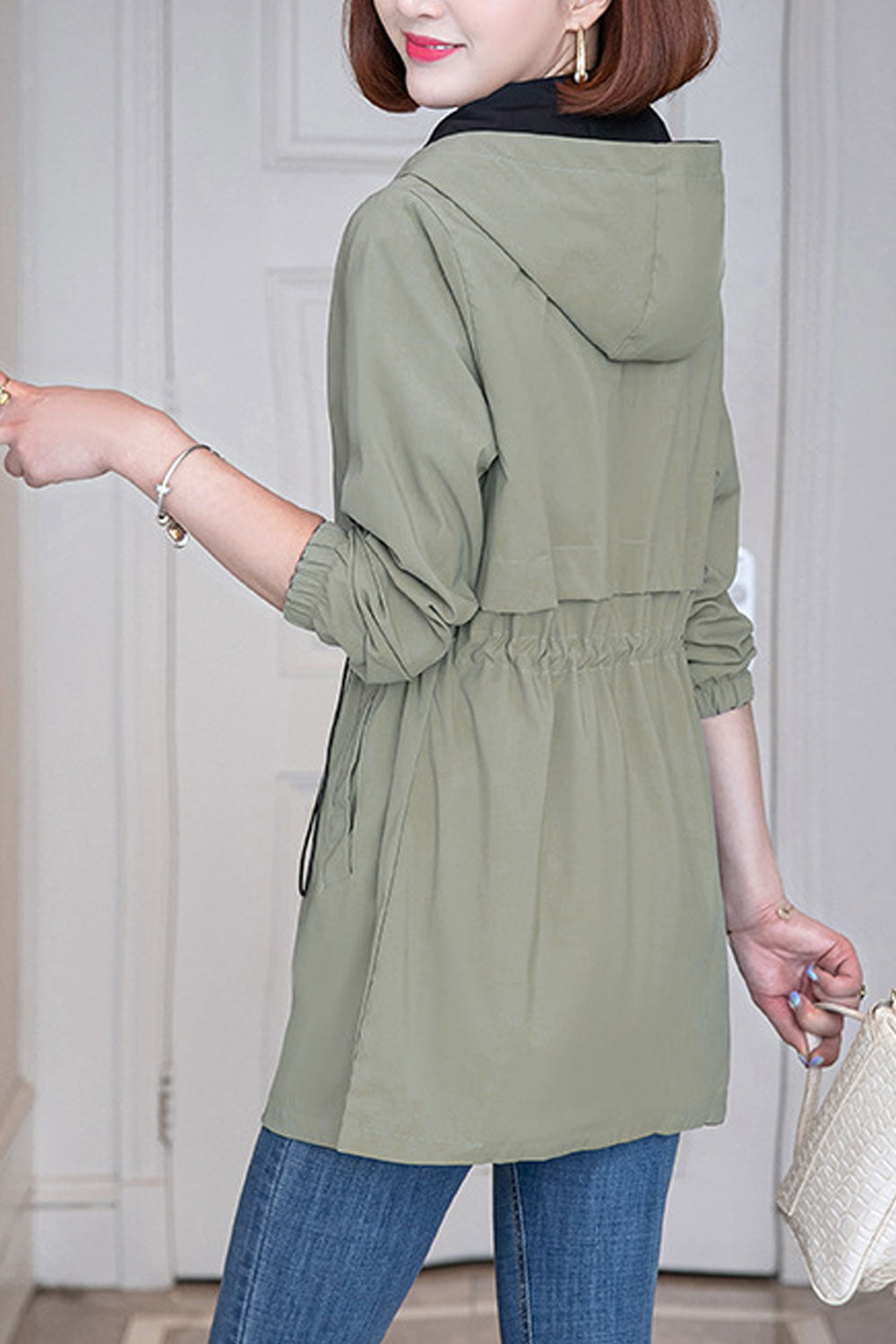 Women Sophisticated Hooded neck Drawstring Waist Stretchable Cuff & Front Zip Fastener Moderate Winter Casual Jacket