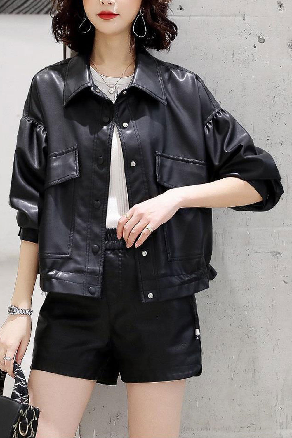Women Restful Snap Button Closure Collar Neck Big Stoarge Flap Pockets Fashionable Winter Leather Jacket