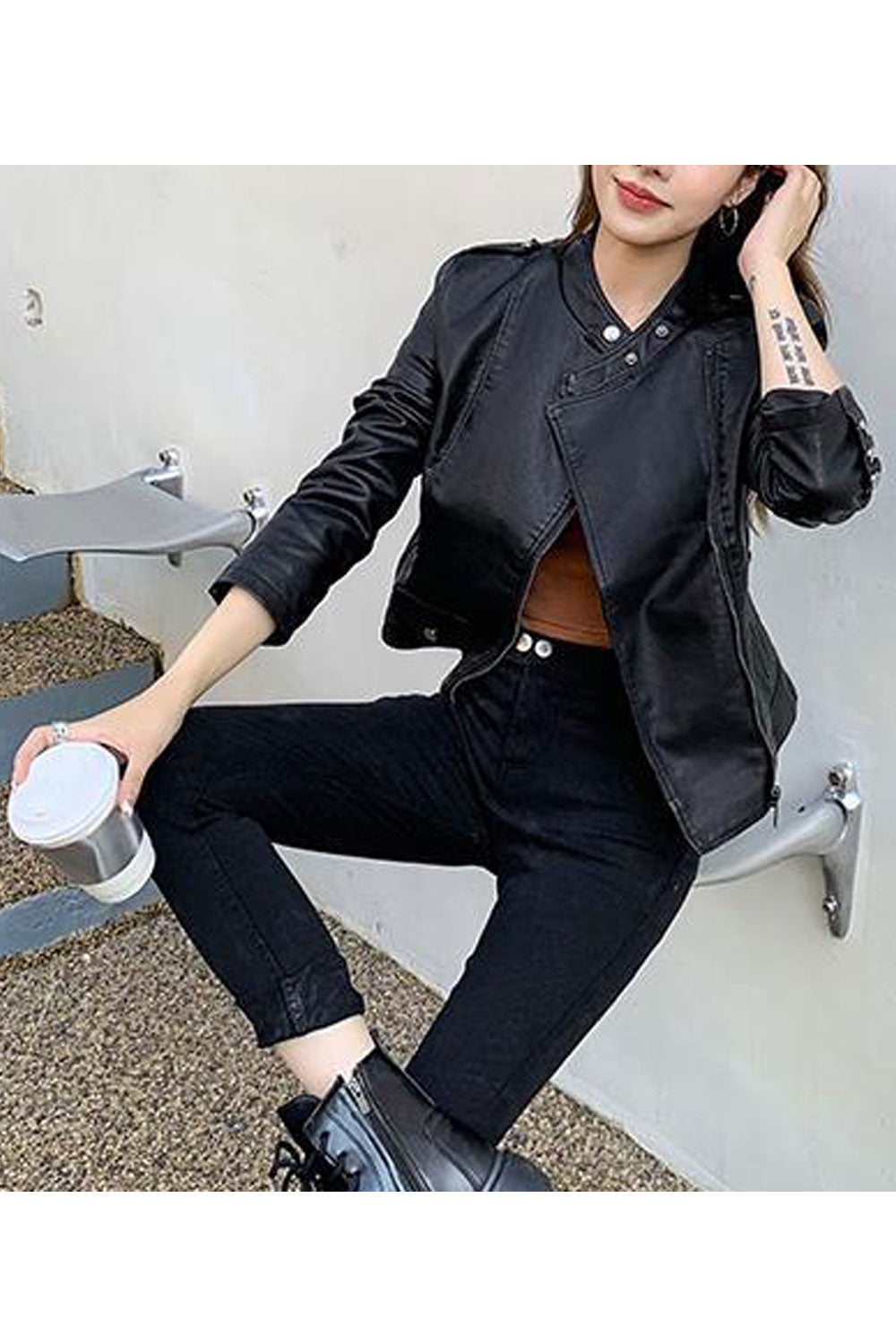 Women Charming Stand Collar Neck Side Zip Fastener Long Sleeves & Side Straight Zippered Pocket Winter Leather Jacket