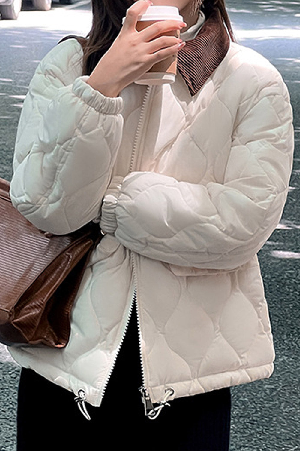 Women Heart melting Contrast Collar Neck Stretchable Cuff Flap Pocket Waist Draw Cord Short Winter Padded Jacket