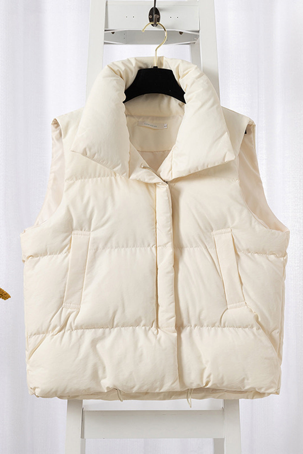 Women Simple Loose Bust Designed Firm Padded Vest