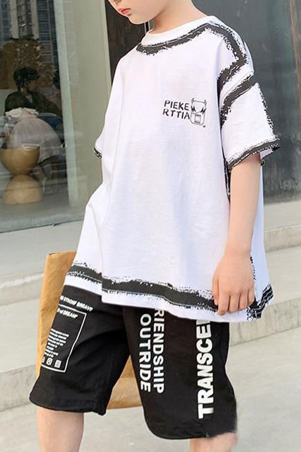 Kids Boys New Fashionable Summer Round Neck Grimace Pattern T-Shirt With Descent Letter Print Shorts Two-Piece Suit