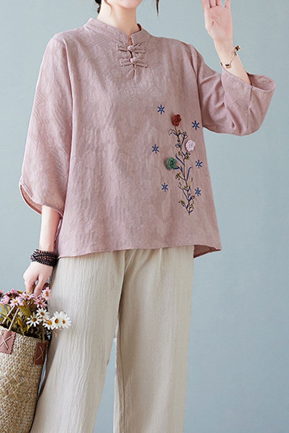 Women New Fashion Beautiful Cotton Linen Retro Buckle Stand-up Collar Three Quarter Sleeves Three-Dimensional Embroidery Flower