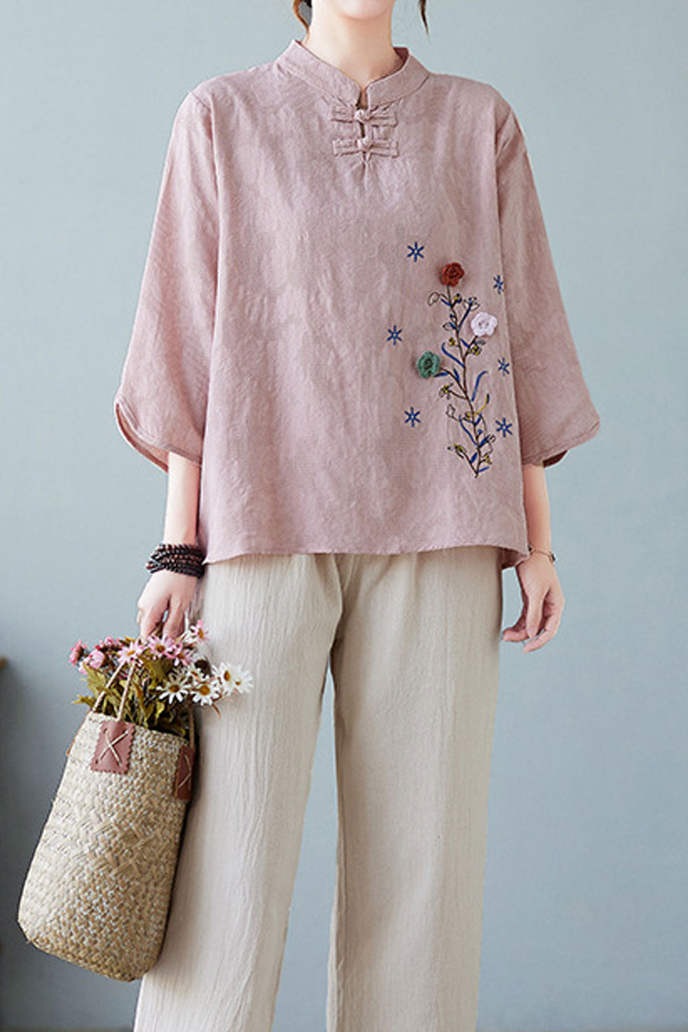 Women New Fashion Beautiful Cotton Linen Retro Buckle Stand-up Collar Three Quarter Sleeves Three-Dimensional Embroidery Flower
