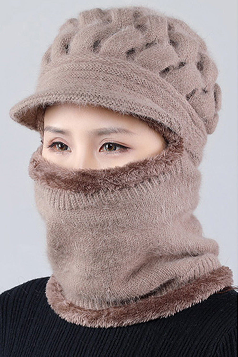 Women Awesome Solid Color Bib Mask Attached Winter Cap