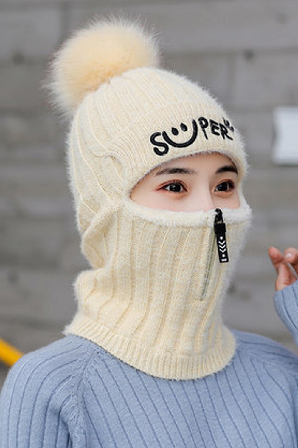 Women Beautiful Letter Printed Solid Color Bib Mask Attached Cap