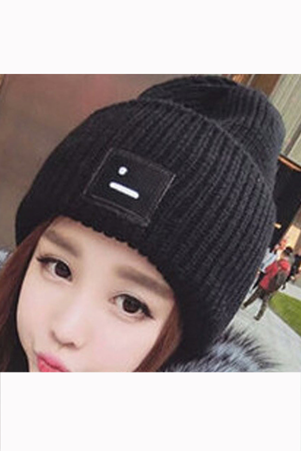 Women Solid Color Stripe Pattern Fashionable Warm Cap