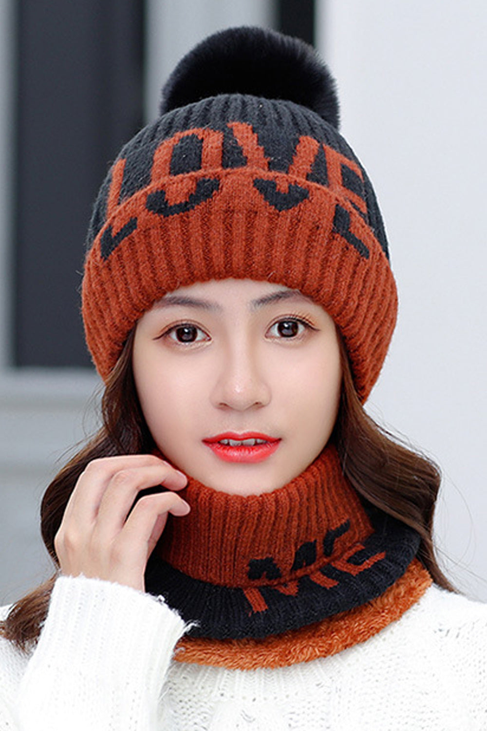 Women Elegant Contrast Color Two Piece Scarf Set Warm Cap