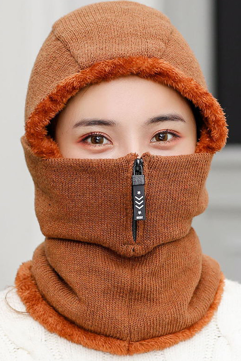 Women Elegant Solid Color Zipper Closure Bib Warm Cap
