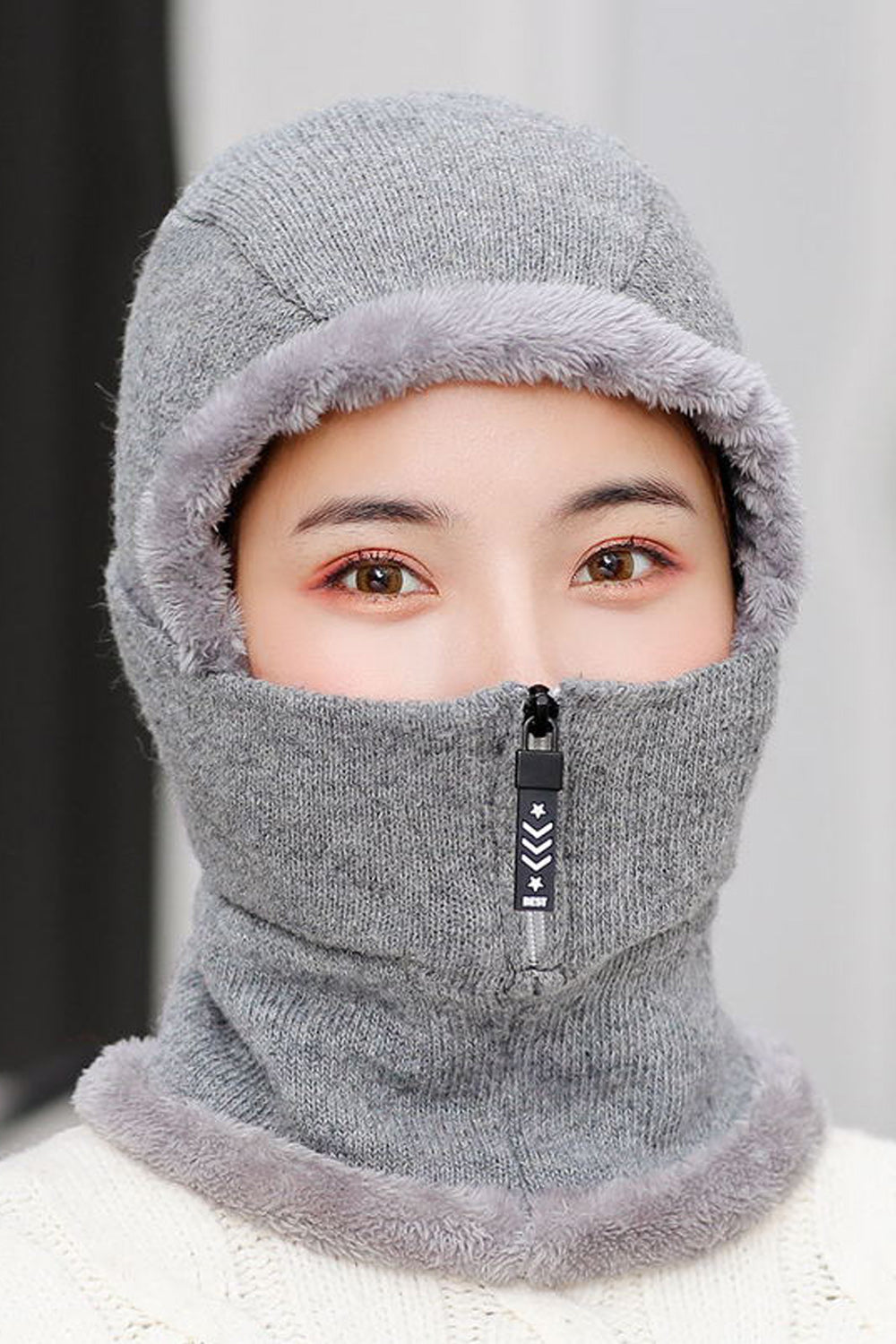 Women Elegant Solid Color Zipper Closure Bib Warm Cap