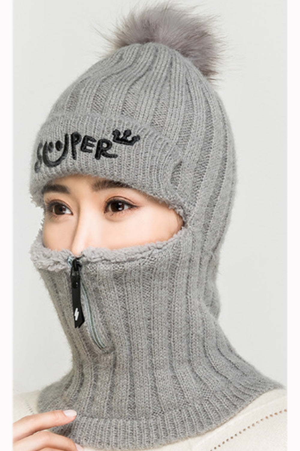 Women Solid Color Letter Embroidered Zipper Closure Bib Mask Cap