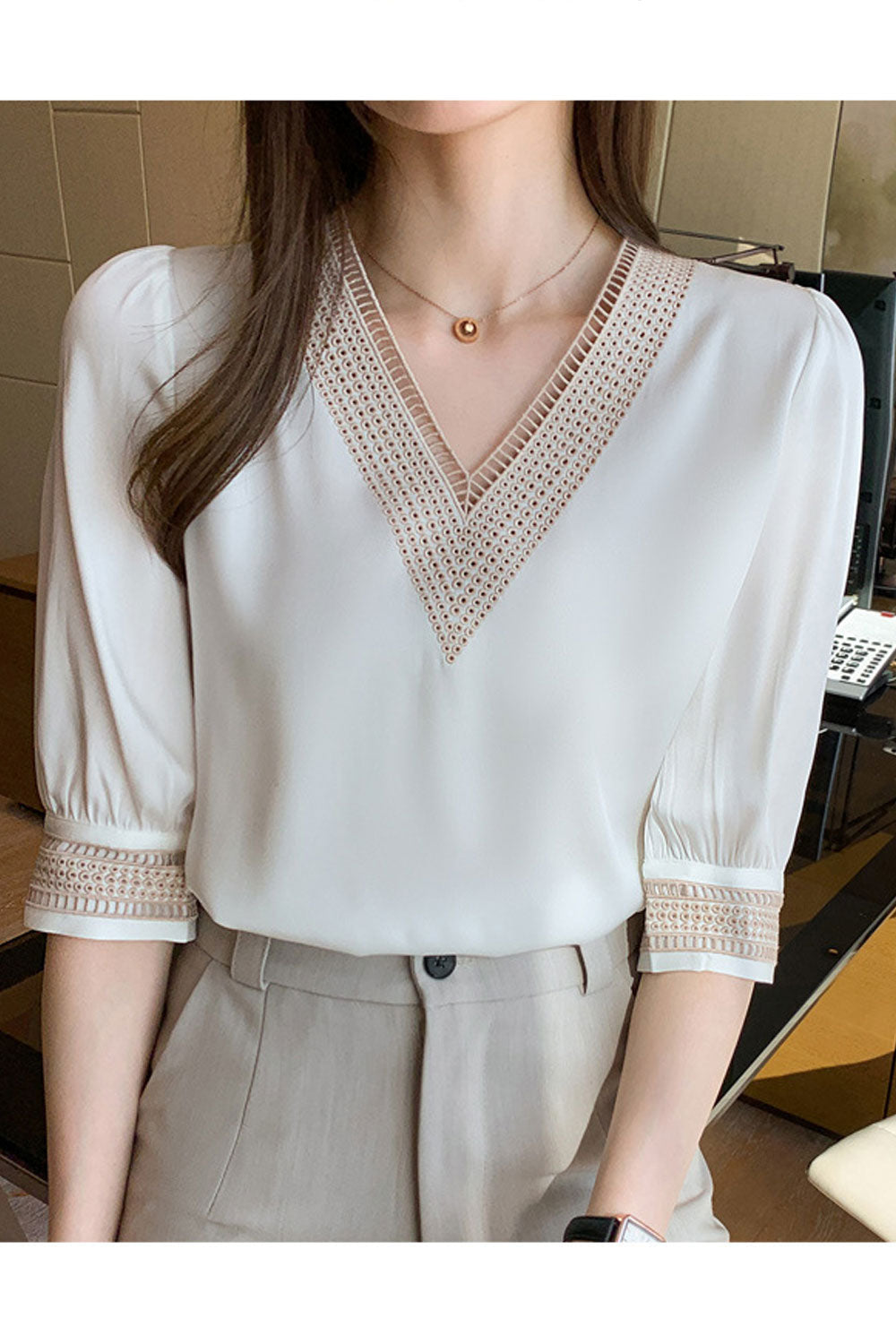 Women New Fashion Beautiful V-Neck Five Quarter Sleeves Solid Color Summer Casual Loose Temperament Chiffon Top