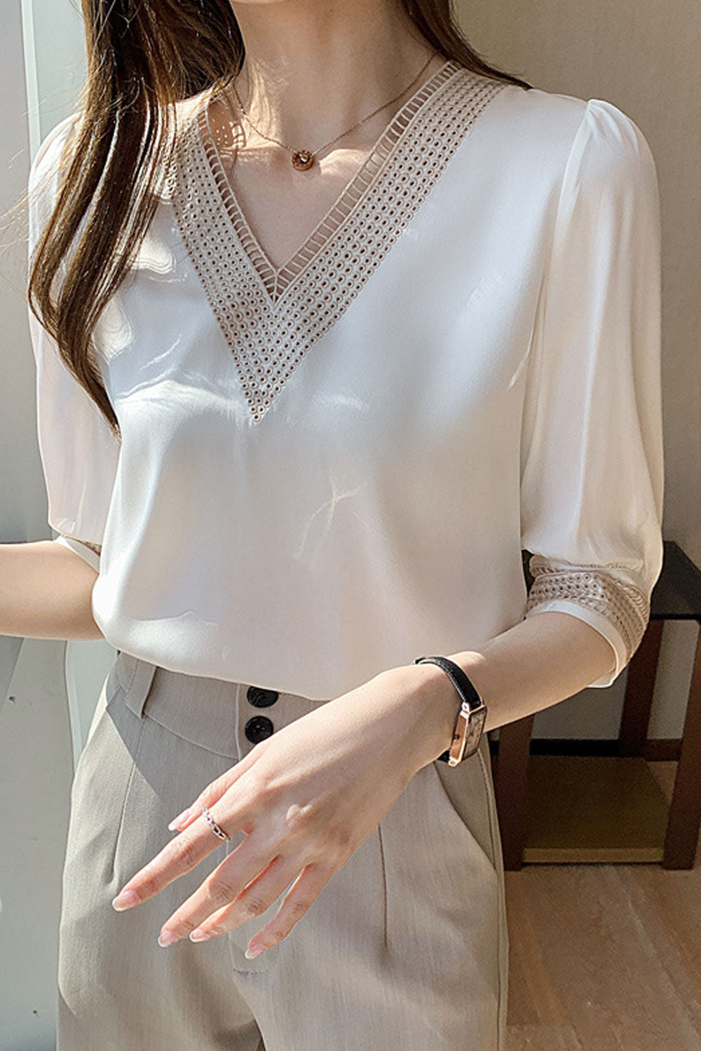 Women New Fashion Beautiful V-Neck Five Quarter Sleeves Solid Color Summer Casual Loose Temperament Chiffon Top