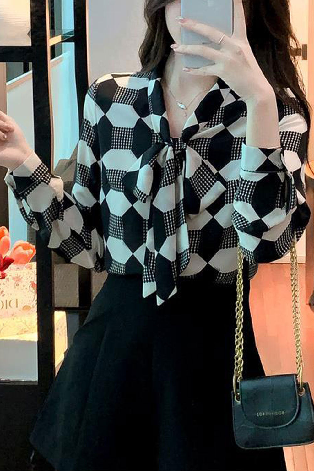 Women New Fashion Ribbon Bow Tie Collar Long Sleeves Retro Printed Summer Casual Cover Belly Slim Chic Top
