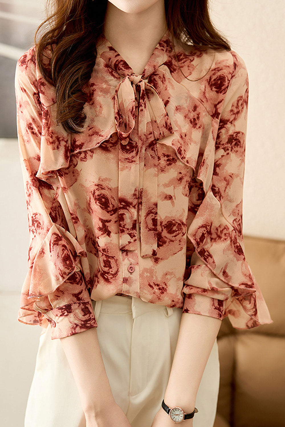 Women New Fashion Beautiful Bow Collar Trumpet Sleeves Floral Printed Elegant style Summer Casual Chiffon Top