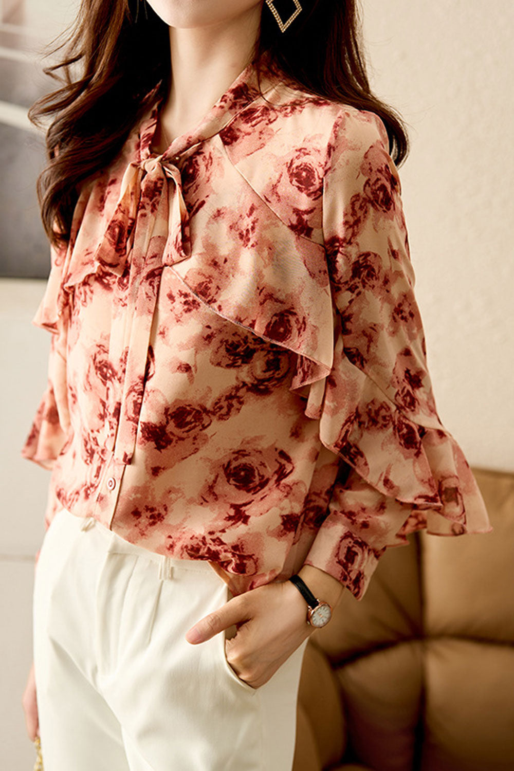 Women New Fashion Beautiful Bow Collar Trumpet Sleeves Floral Printed Elegant style Summer Casual Chiffon Top