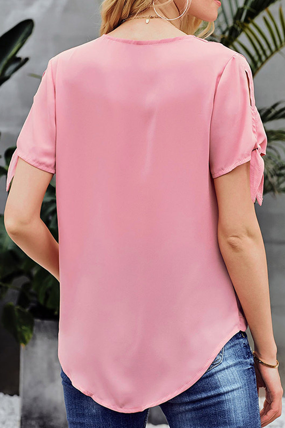 Women Pretty V-Neck Loose Fit Fashion Blouse