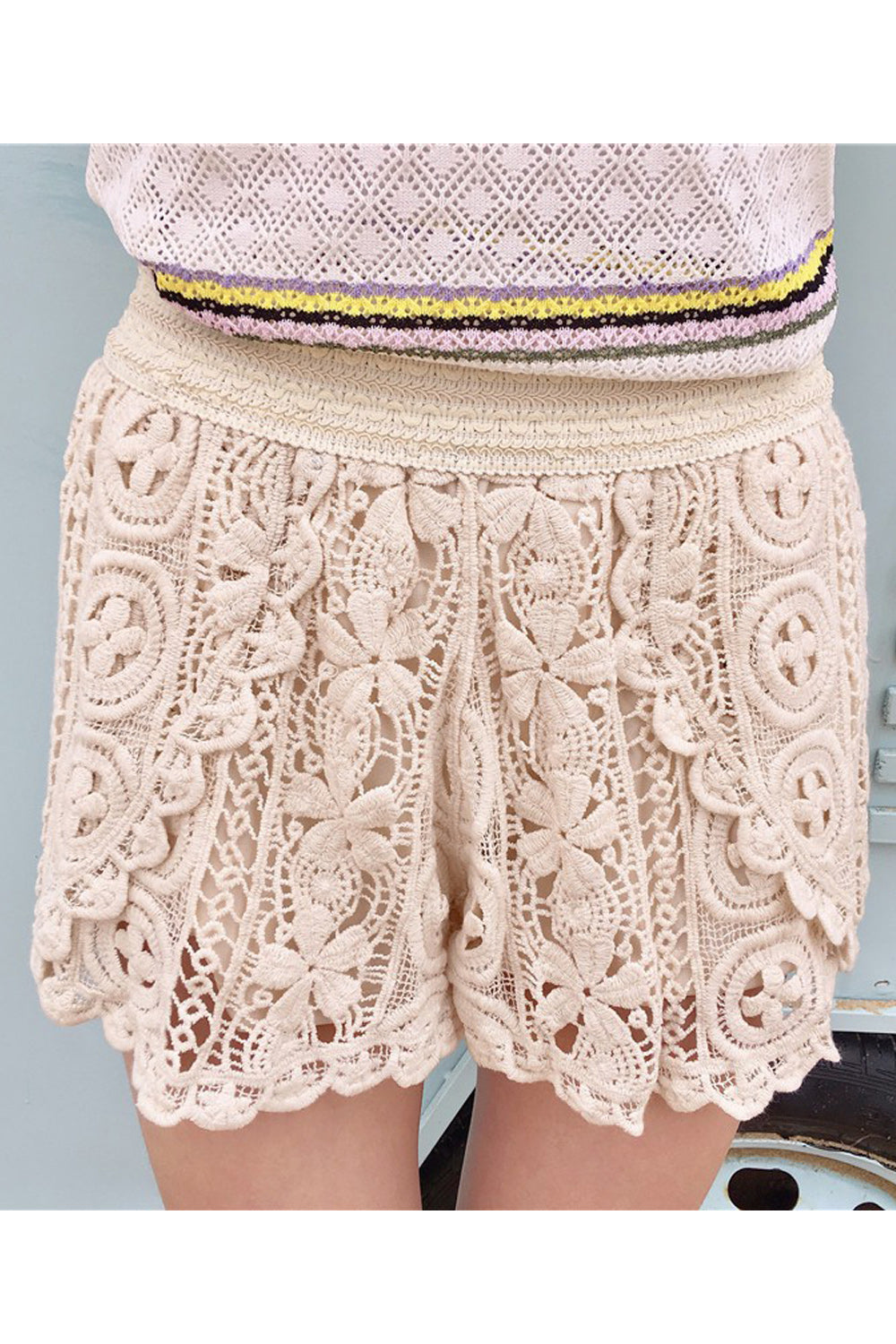 Women Floral Lace Elastic Waist Summer Styled Short
